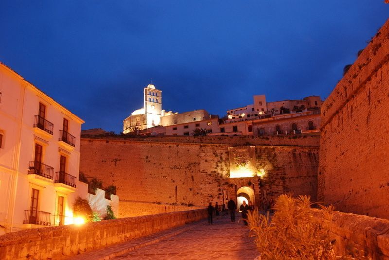 Dalt Vila, la ciudad amurallada de Ibiza