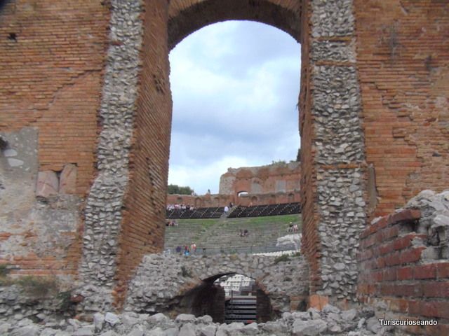 Que deberías ver o hacer en Taormina
