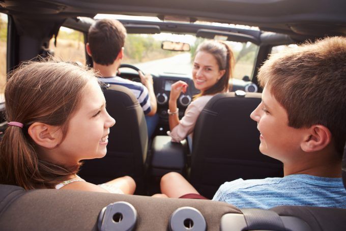 Sugerencias para ahorrar mientras viajas seguro por carretera