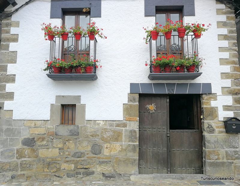 Visitar Navarra en otoño: Pamplona, Selva de Irati y Valles del Roncal y Belagua