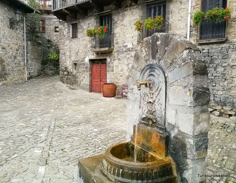 Visitar Navarra en otoño: Pamplona, Selva de Irati y Valles del Roncal y Belagua