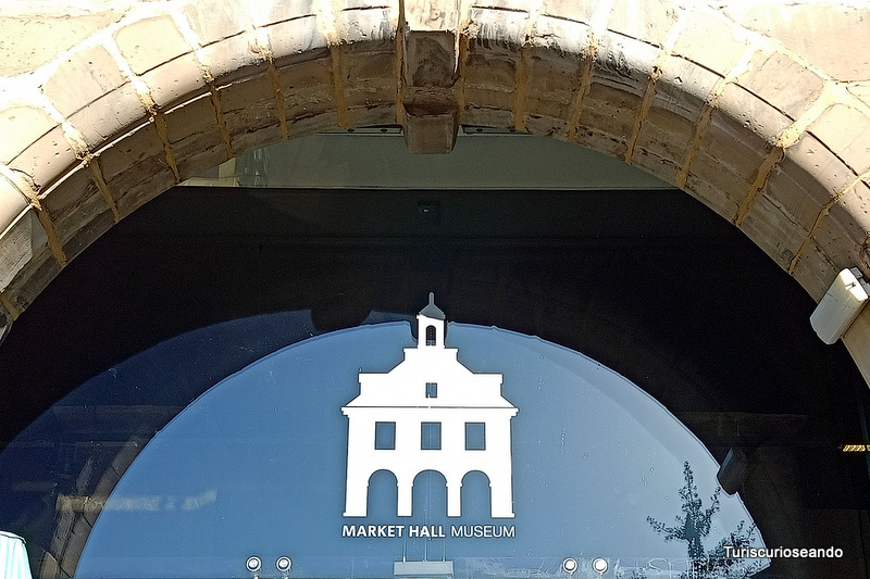 Qué ver en Warwick, Inglaterra. Logo Market Hall Museum