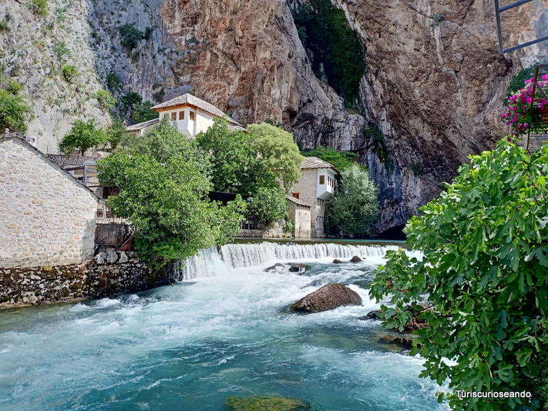 8 días en Bosnia, Croacia, Montenegro y Albania. Blagaj