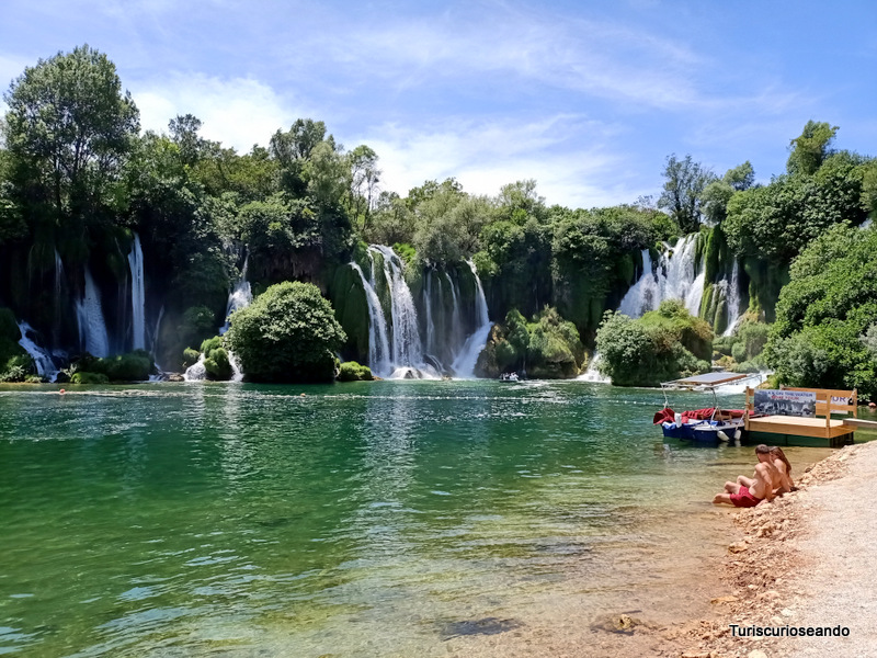 8 días en Bosnia, Croacia, Montenegro y Albania. Playa de Kravice