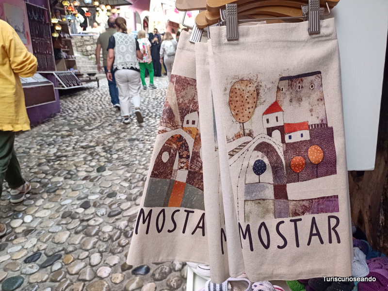 8 días en Bosnia, Croacia, Montenegro y Albania. Calle de Mostar