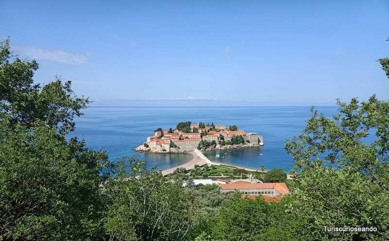 8 días en Bosnia, Croacia, Montenegro y Albania. Panorámica de St Stefan